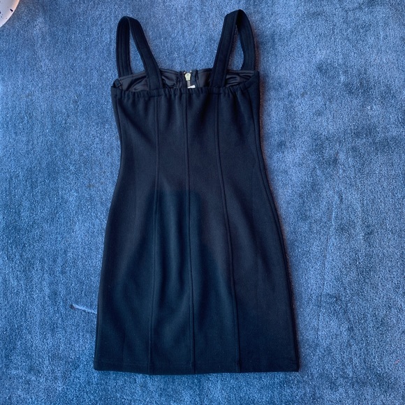 NWT Black Sleeveless Bodycon Mini Dress - Picture 2 of 4